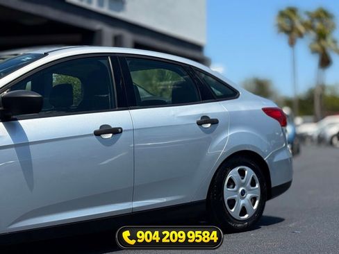 Used 2016 Ford Focus S FWD image 5