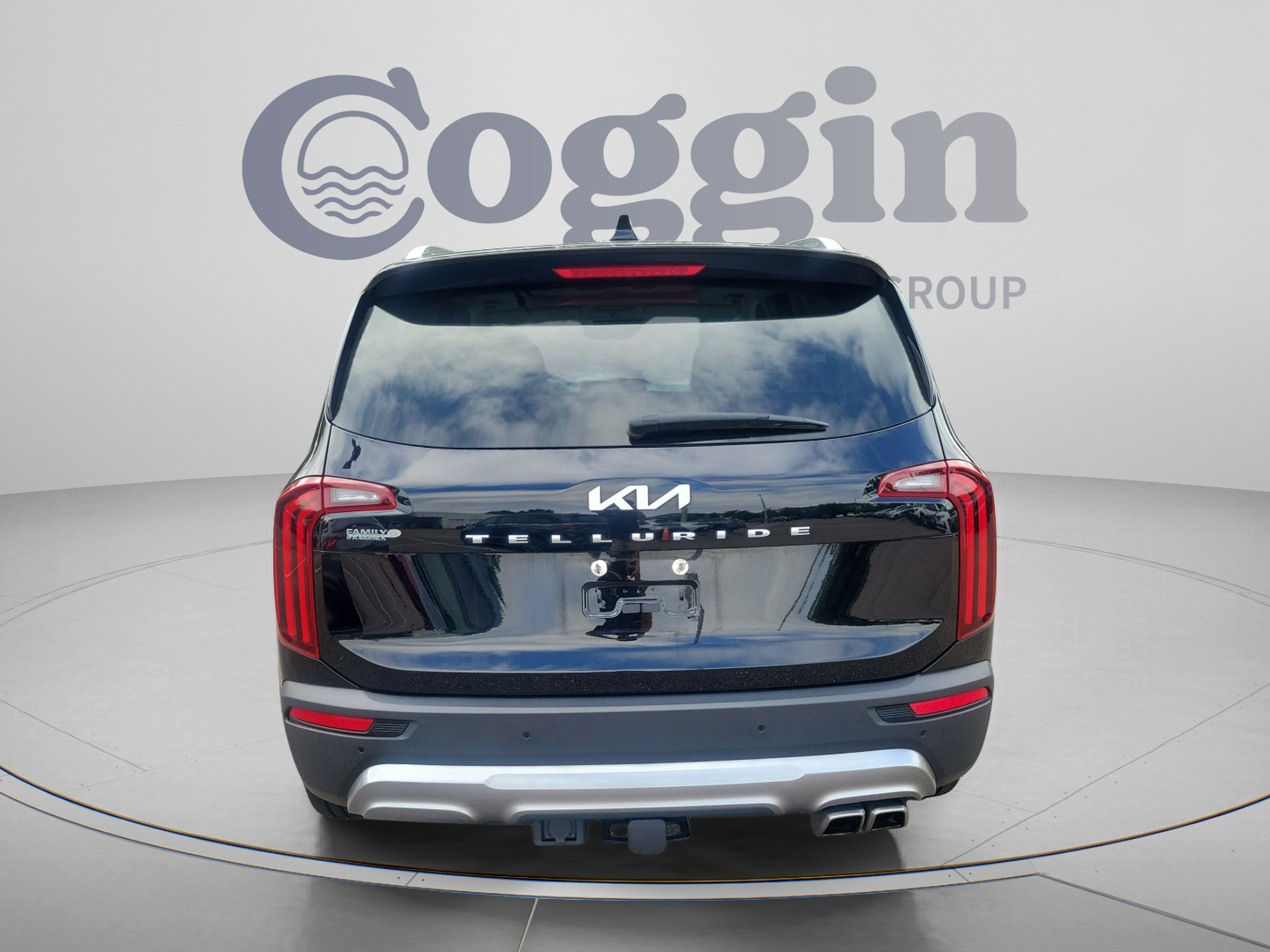 Used 2022 Kia Telluride EX w/ EX Premium Package FWD image 4