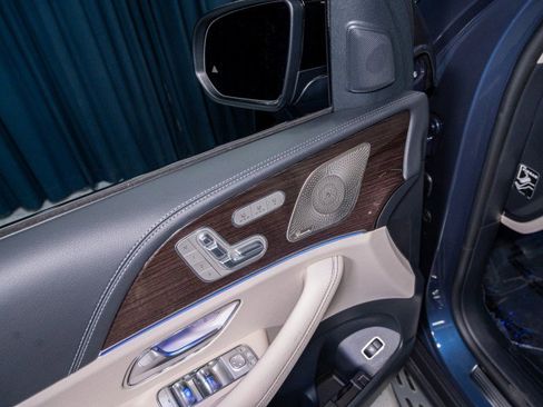 Certified 2026 Mercedes-Benz GLS 450 4MATIC image 11