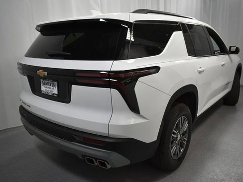 Certified 2025 Chevrolet Traverse LT w/ Driver Confidence Package AWD/4WD image 6