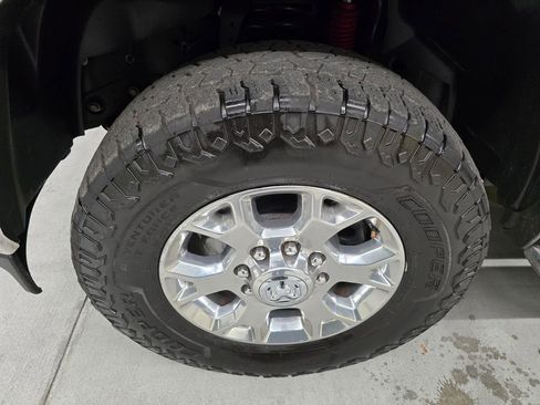 Used 2024 RAM 2500 Laramie image 11