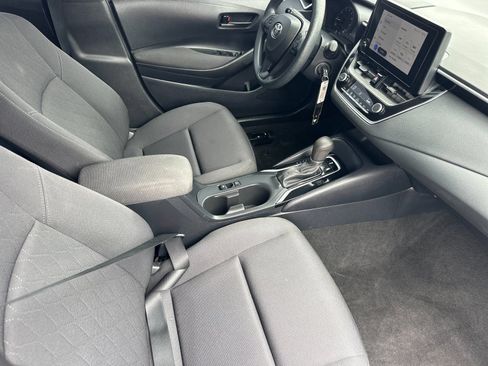 Used 2023 Toyota Corolla LE FWD image 15