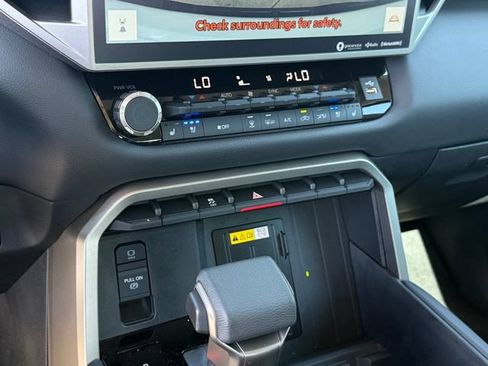 Used 2023 Toyota Tundra Limited w/ Power Package RWD image 19