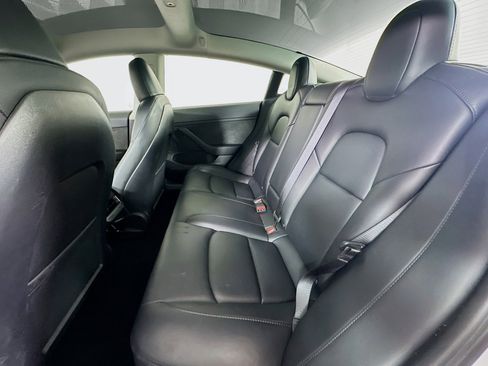 Used 2023 Tesla Model 3 Standard Range RWD image 28