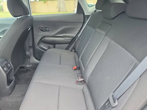 Used 2024 Hyundai Kona SEL FWD image 11