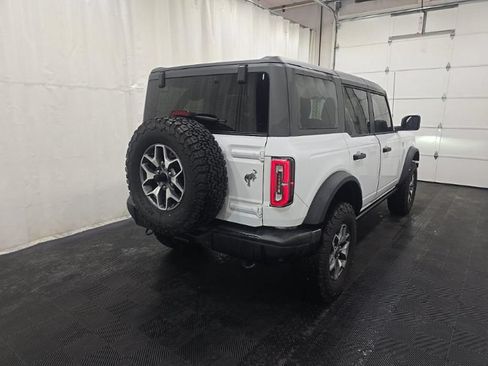 Used 2024 Ford Bronco Badlands AWD/4WD image 4