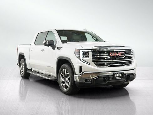 Used 2023 GMC Sierra 1500 SLT AWD/4WD image 7
