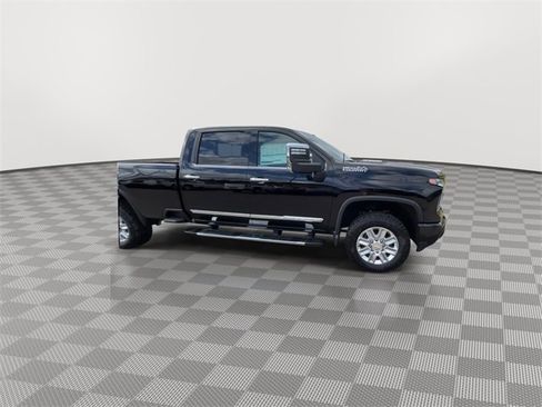 New 2025 Chevrolet Silverado 3500 High Country w/ Technology Package image 2