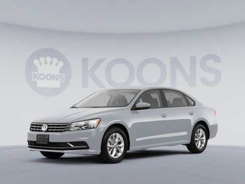 Used 2018 Volkswagen Passat 3.6 image 1
