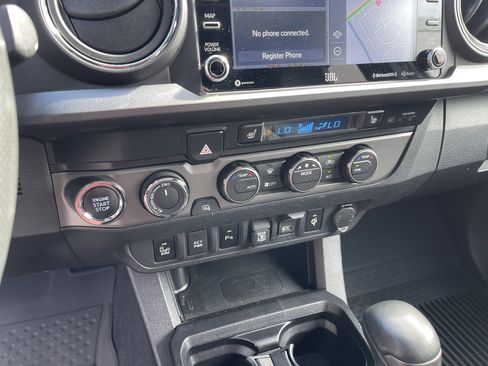 Certified 2022 Toyota Tacoma TRD Off-Road w/ TRD Premium Off Road Package AWD/4WD image 24