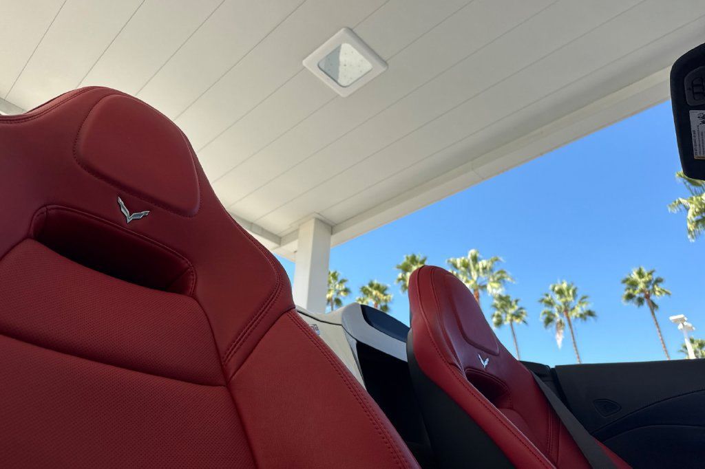 Used 2017 Chevrolet Corvette Grand Sport RWD image 18