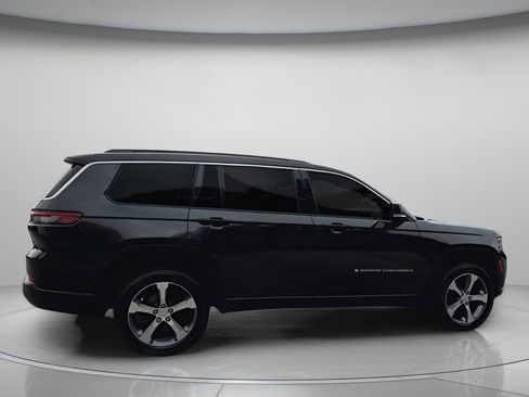 Used 2024 Jeep Grand Cherokee L Limited image 30