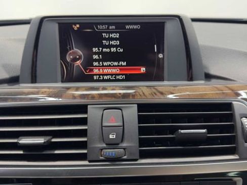 Used 2016 BMW 340i xDrive Sedan AWD/4WD image 24