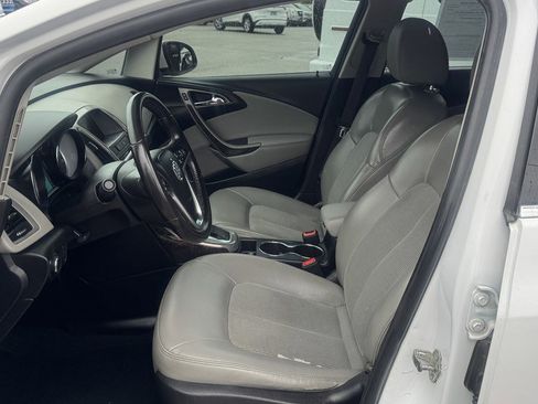Used 2016 Buick Verano w/ Comfort Package FWD image 15