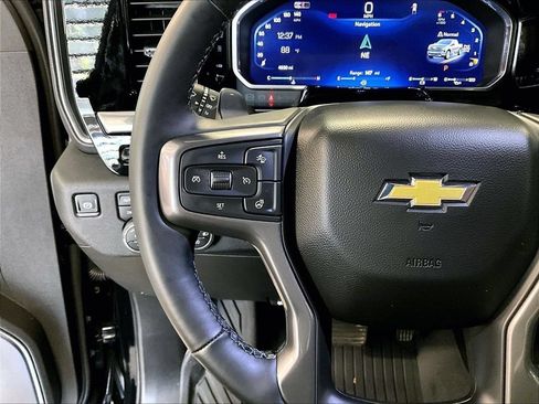 Used 2026 Chevrolet Silverado 1500 High Country w/ Technology Package AWD/4WD image 23