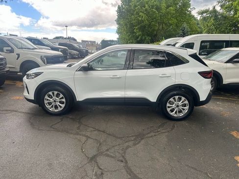 Used 2024 Ford Escape Active AWD/4WD image 10