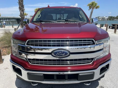 Used 2018 Ford F150 Lariat w/ Equipment Group 502A Luxury AWD/4WD image 4