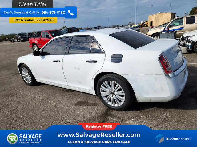 Used 2014 Chrysler 300 C AWD/4WD image 3