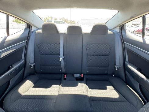Used 2020 Hyundai Elantra Value Edition w/ Cargo Package (C1) FWD image 36