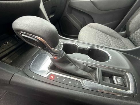 Certified 2024 Chevrolet Equinox LT FWD image 15