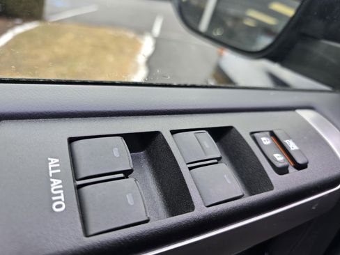 Used 2023 Toyota 4Runner Limited image 12