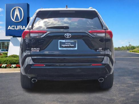 Used 2025 Toyota RAV4 SE AWD/4WD image 14
