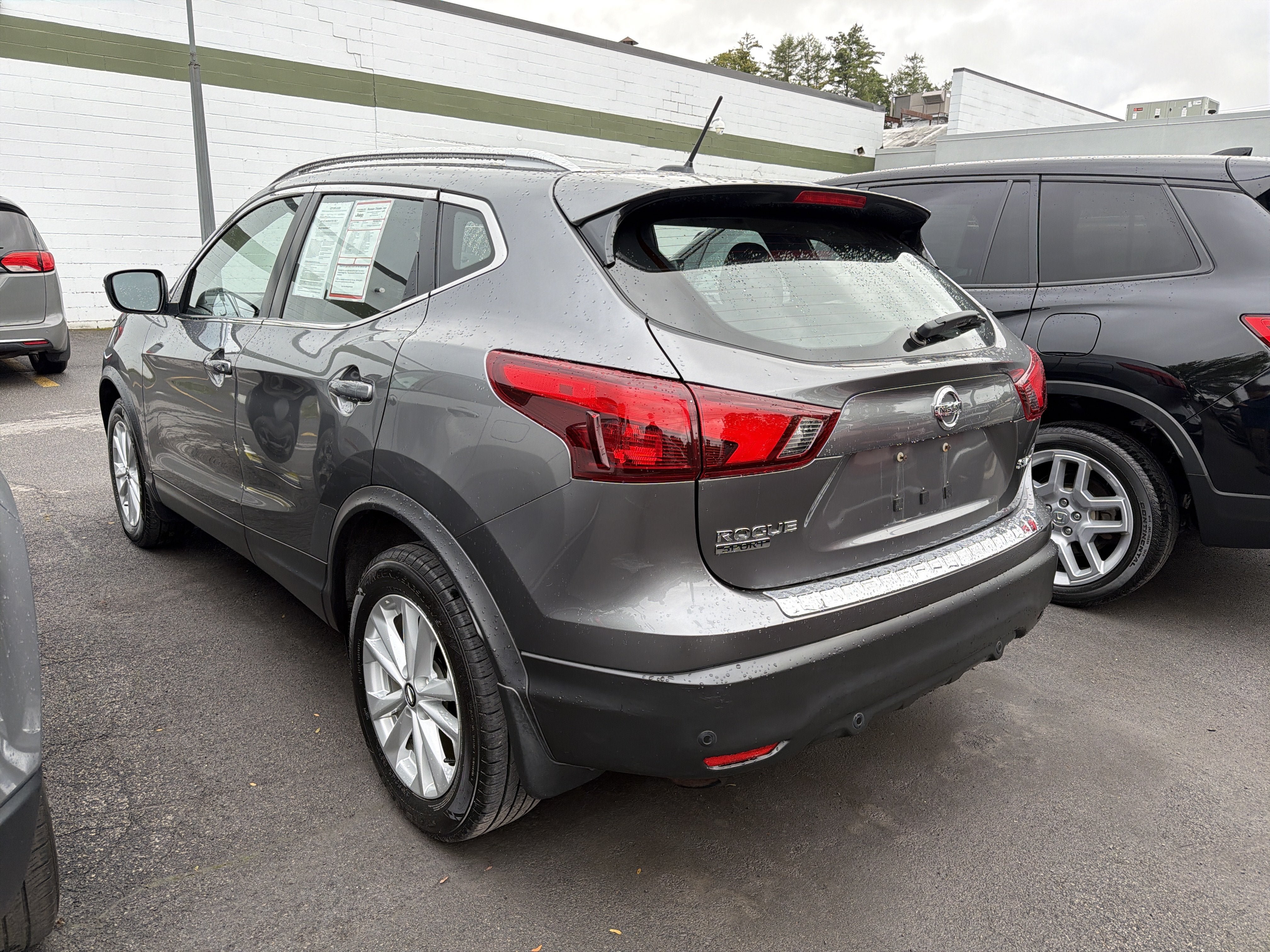 Used 2019 Nissan Rogue Sport SV w/ All-Weather Package AWD/4WD image 5