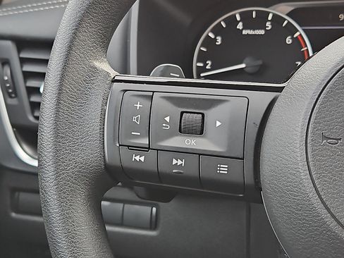 Certified 2023 Nissan Rogue SV image 19