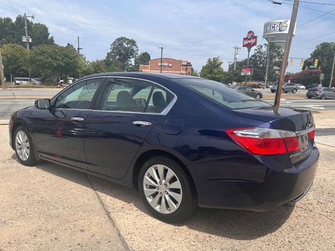 Used 2013 Honda Accord EX image 4