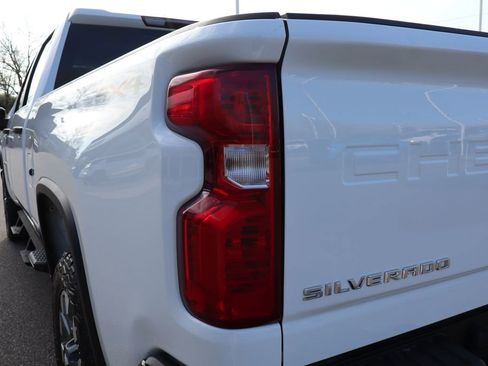 Used 2022 Chevrolet Silverado 2500 Custom w/ Custom Value Package AWD/4WD image 30
