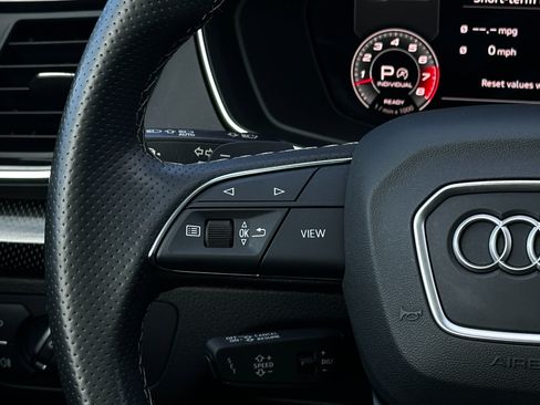 Used 2023 Audi SQ5 Premium Plus w/ Premium Plus Package image 24