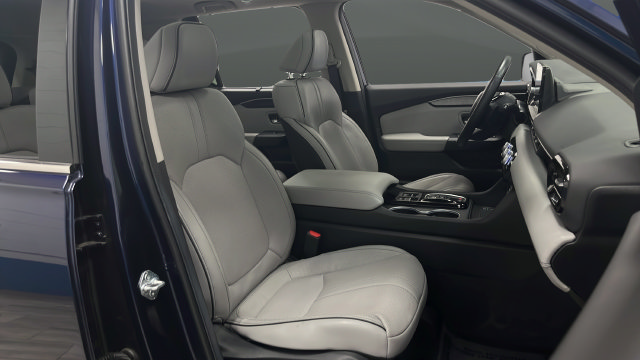 Used 2024 Honda Pilot Elite image 23
