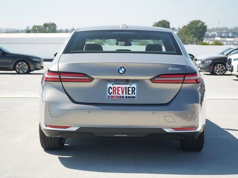 New 2026 BMW 530i RWD image 6