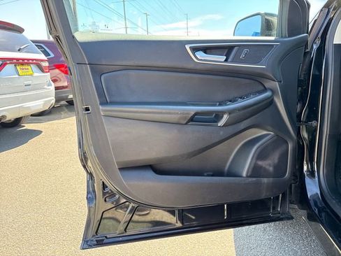 Used 2022 Ford Edge SEL w/ Cargo Accessory Package AWD/4WD image 16