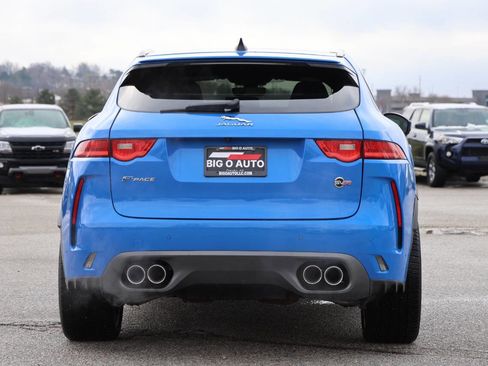 Used 2020 Jaguar F-PACE SVR image 10