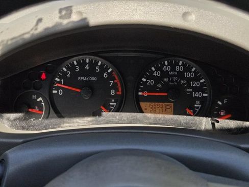 Used 2018 Nissan Frontier SV RWD image 11