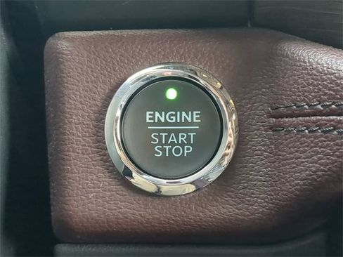 Used 2024 Ford Expedition Max Limited image 38