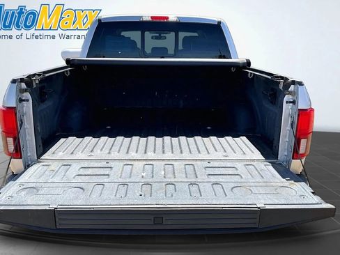 Used 2018 Ford F150 Lariat w/ Equipment Group 502A Luxury AWD/4WD image 13