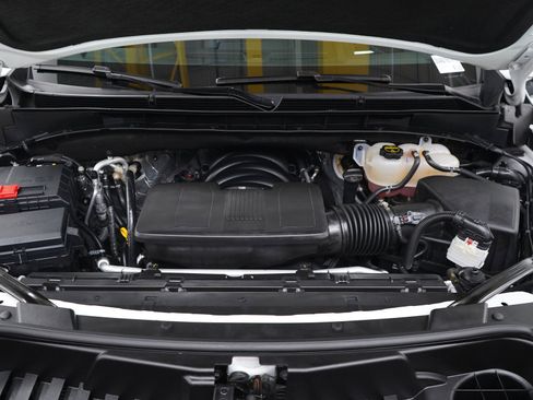 Used 2025 GMC Yukon Denali AWD/4WD image 40