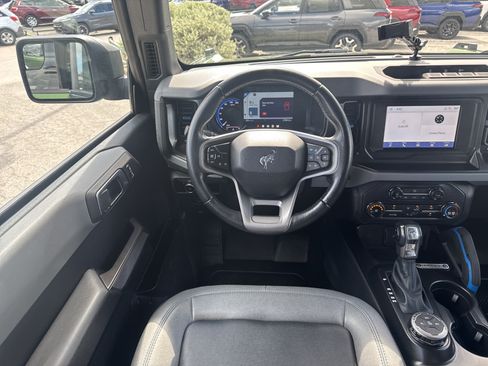 Used 2023 Ford Bronco Black Diamond AWD/4WD image 11