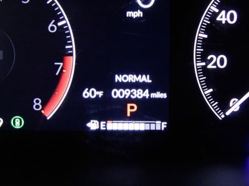 Certified 2025 Honda HR-V EX-L image 26