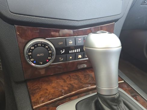 Used 2011 Mercedes-Benz C 300 Sedan image 37