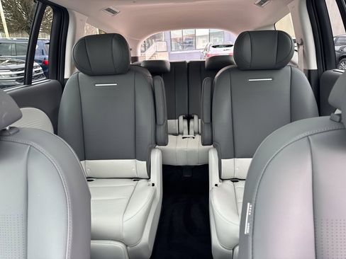 Used 2026 Hyundai Ioniq 9 Limited image 34