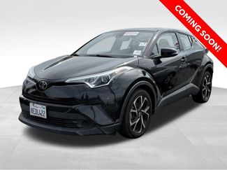 Used 2018 Toyota C-HR XLE image 1