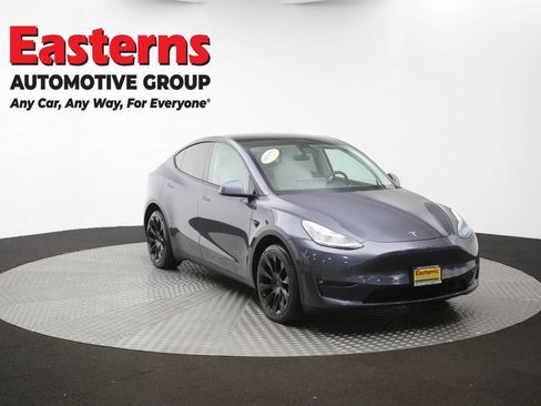 Used 2022 Tesla Model Y Long Range AWD/4WD image 46