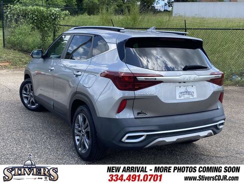 Used 2022 Kia Seltos S FWD image 6