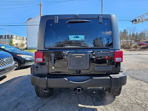 Used 2016 Jeep Wrangler Unlimited Sport w/ Quick Order Package 24S AWD/4WD image 6