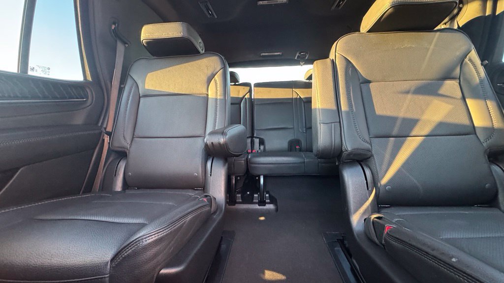 Used 2023 GMC Yukon Denali w/ Advanced Technology Package AWD/4WD image 31