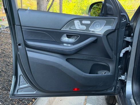 Used 2023 Mercedes-Benz GLE 350 w/ AMG Line Exterior image 29