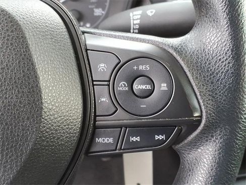 Used 2023 Toyota Corolla LE image 22